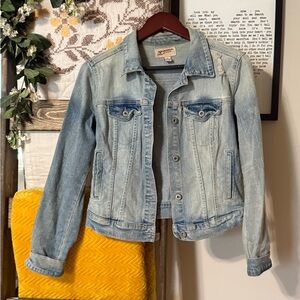 Arizona Jean Company Faded Blue Denim Jacket